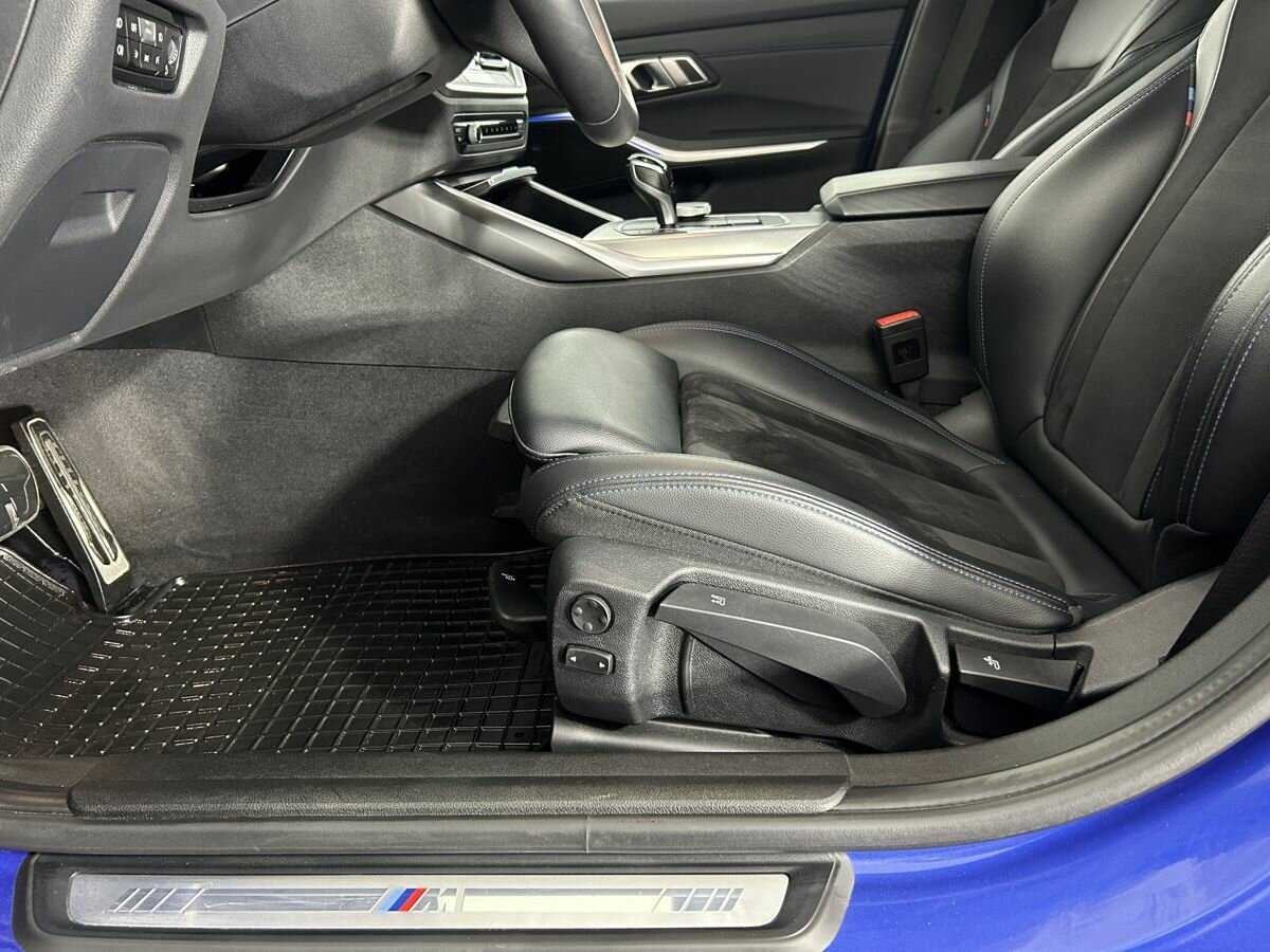 Б/У БМВ 3 серии 2019 года. Фото: #9