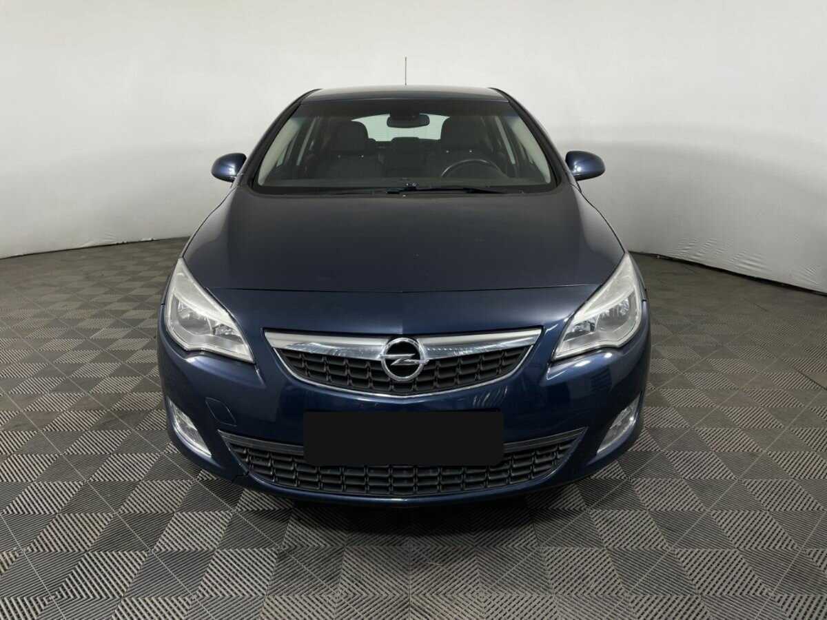 Б/У Опель Астра 2010 года. Фото: #1