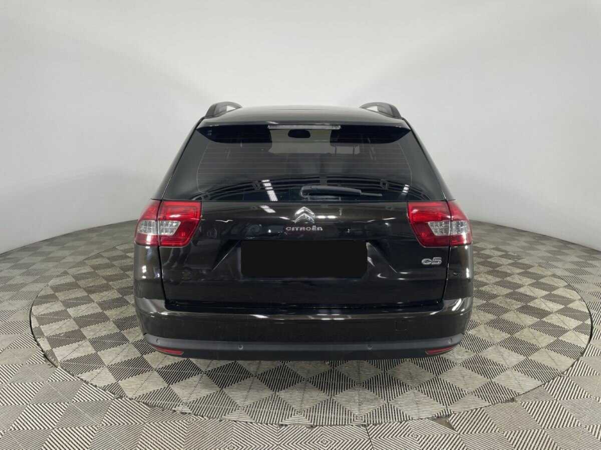 Б/У Ситроен Ц5 2013 года. Фото: #2