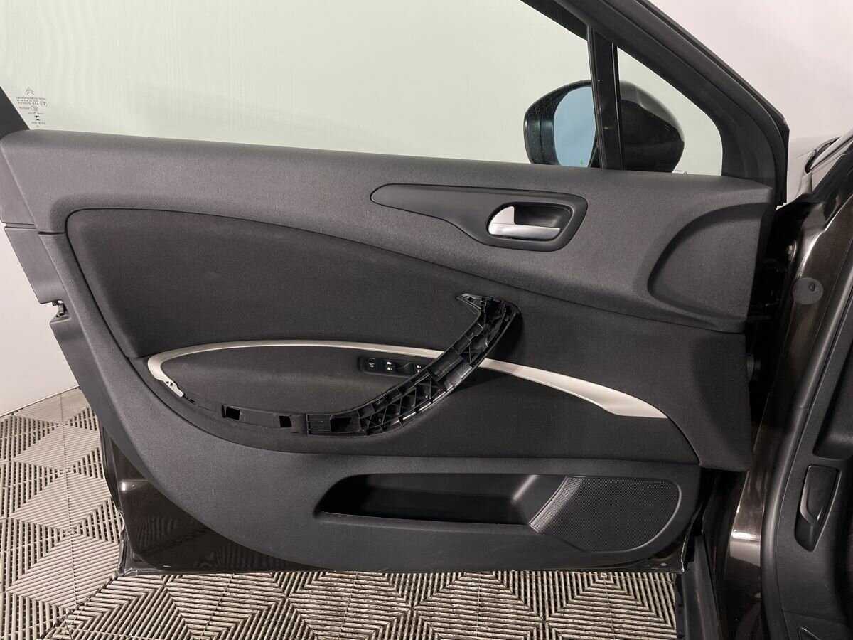 Б/У Ситроен Ц5 2013 года. Фото: #7