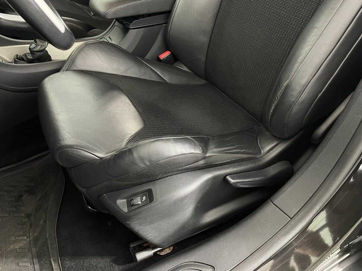 Б/У Ситроен Ц5 2013 года. Фото: #9