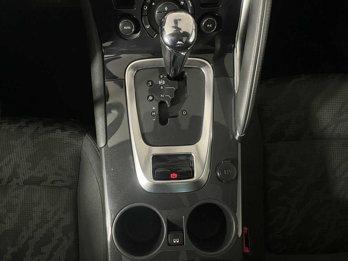 Б/У Пежо 3008 2012 года. Фото: #12