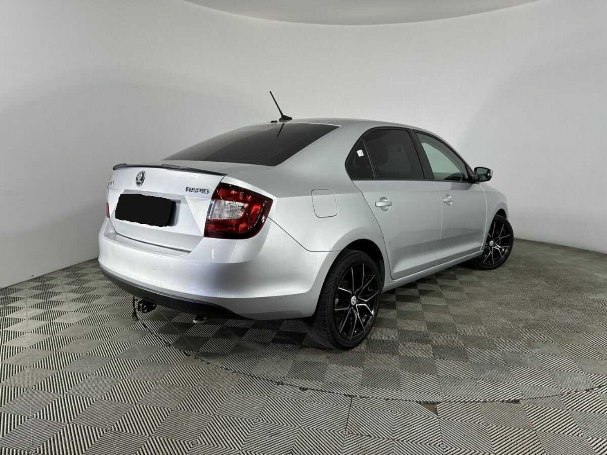 Б/У Шкода Рапид 2018 года. Фото: #5