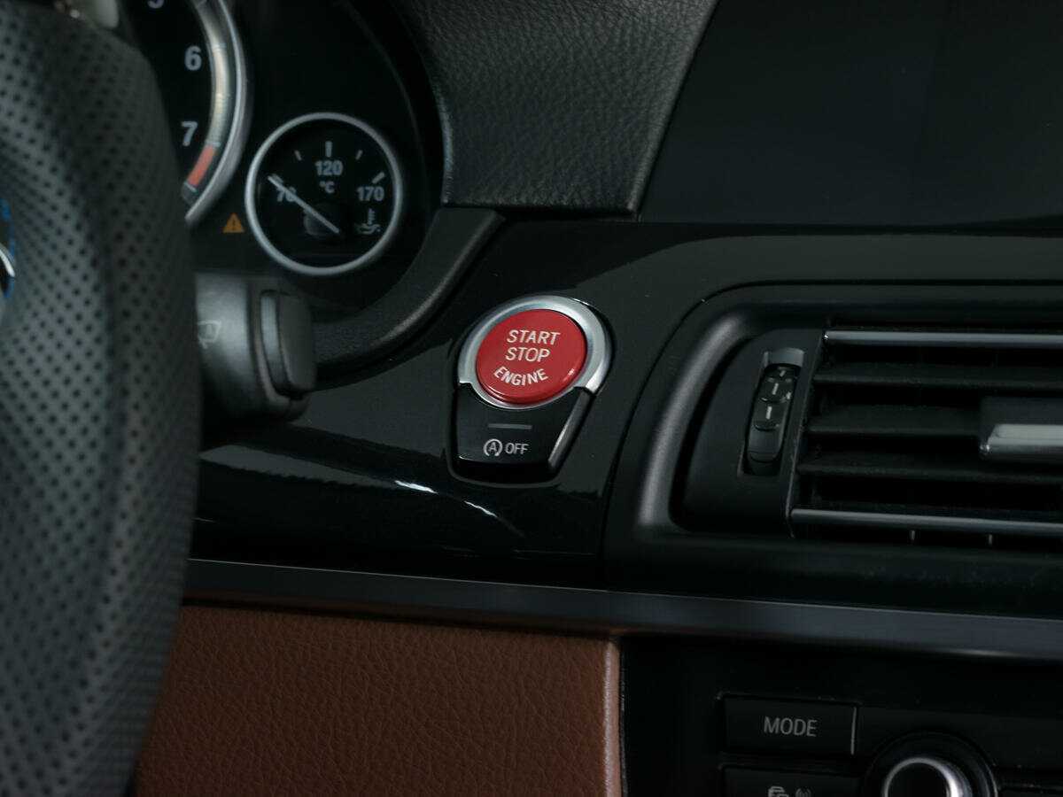 Б/У БМВ 5 серии 2013 года. Фото: #12