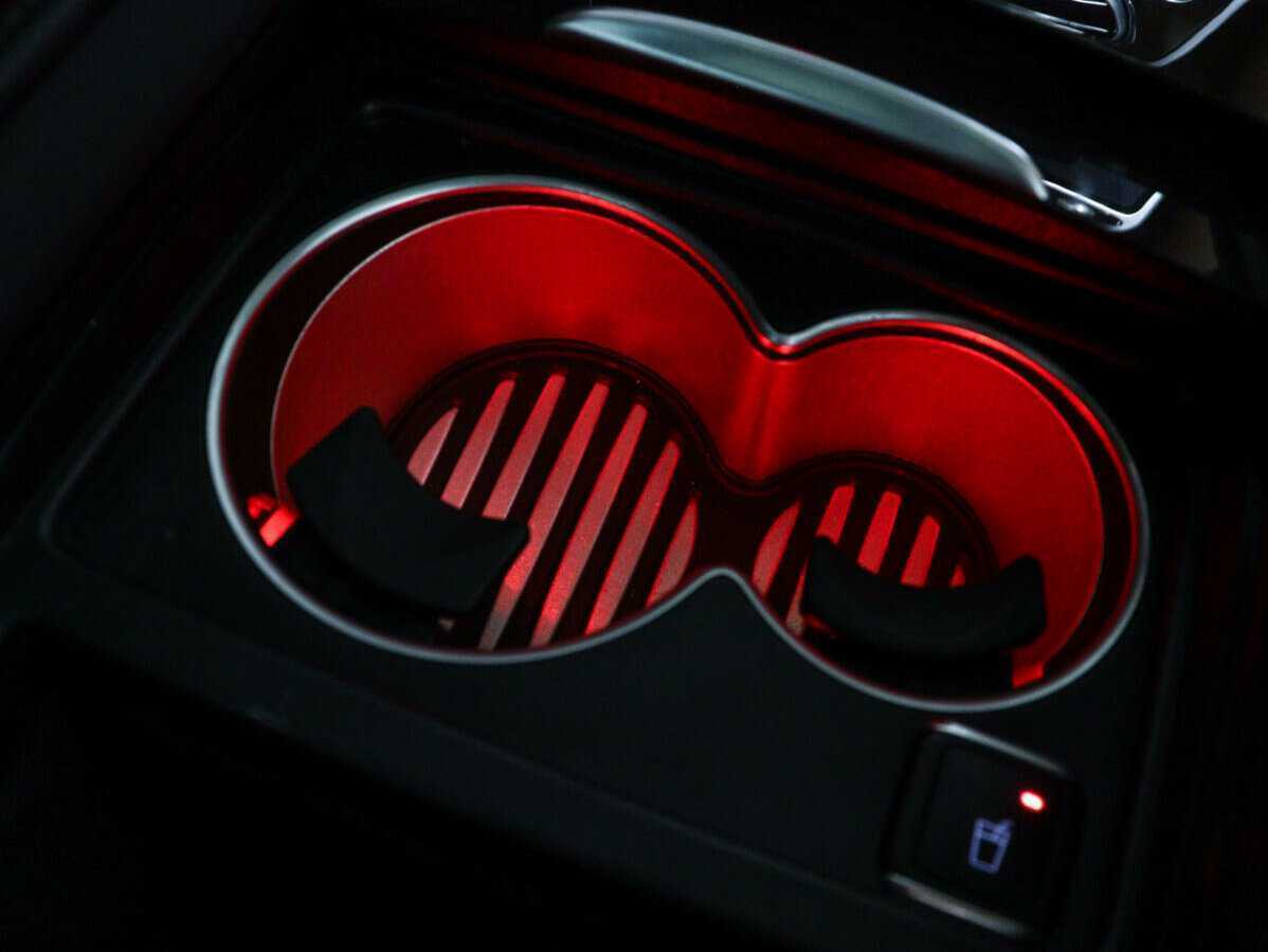 Б/У Мерседес-Бенц Майбах С-Класс 2015 года. Фото: #14