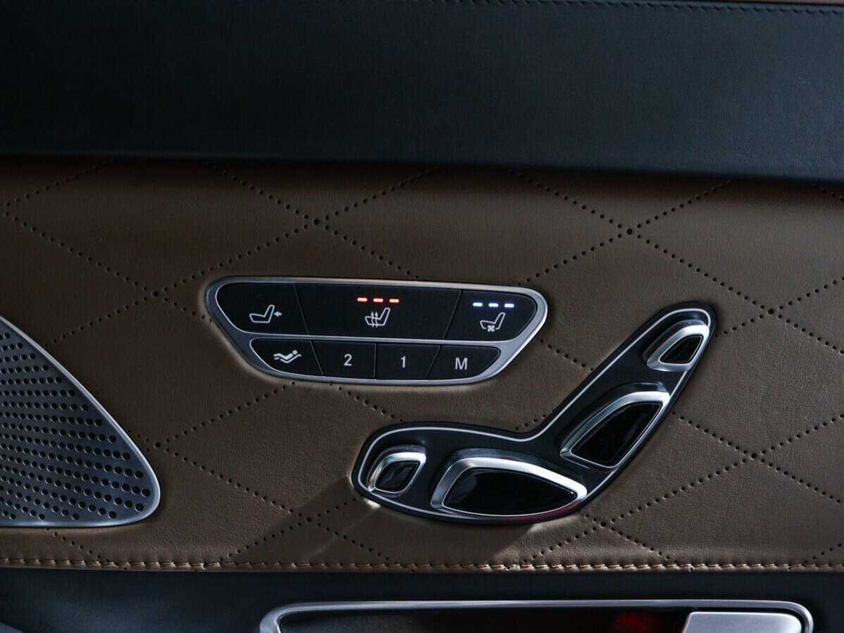 Б/У Мерседес-Бенц Майбах С-Класс 2015 года. Фото: #18