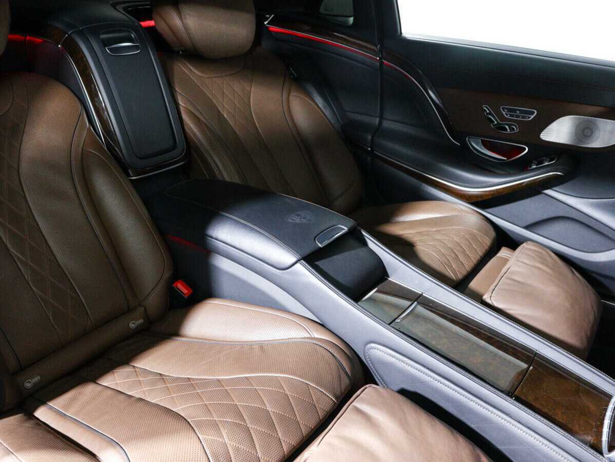 Б/У Мерседес-Бенц Майбах С-Класс 2015 года. Фото: #20