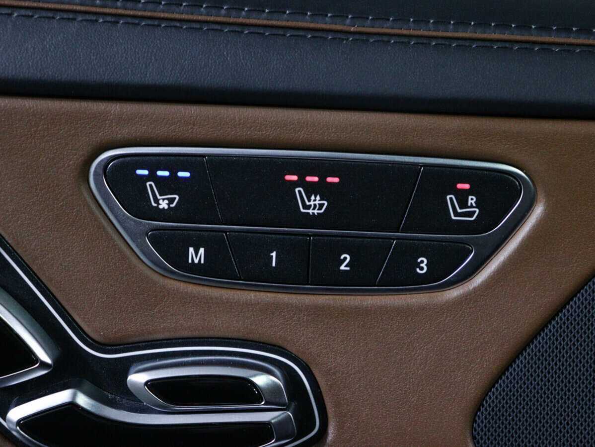 Б/У Мерседес-Бенц Майбах С-Класс 2015 года. Фото: #25