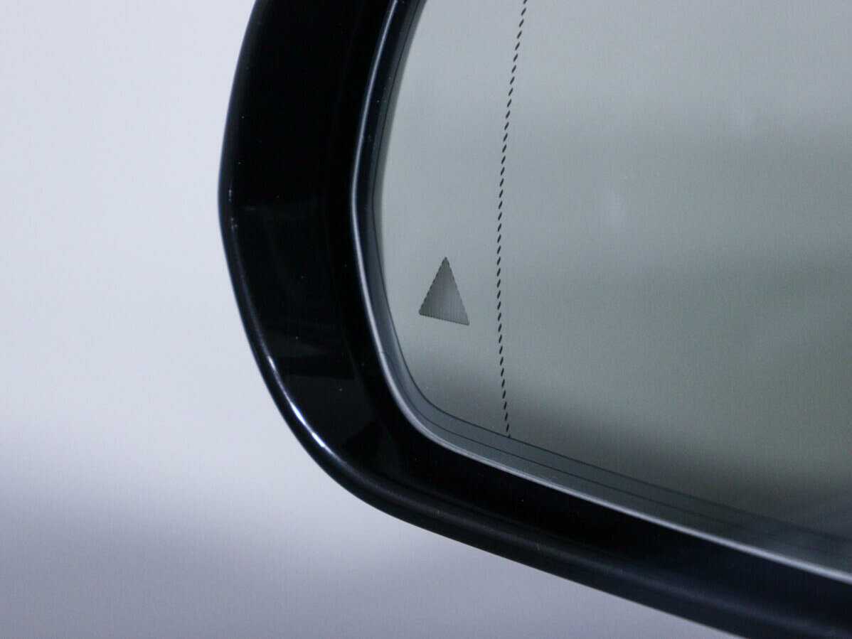 Б/У Мерседес-Бенц Майбах С-Класс 2015 года. Фото: #26