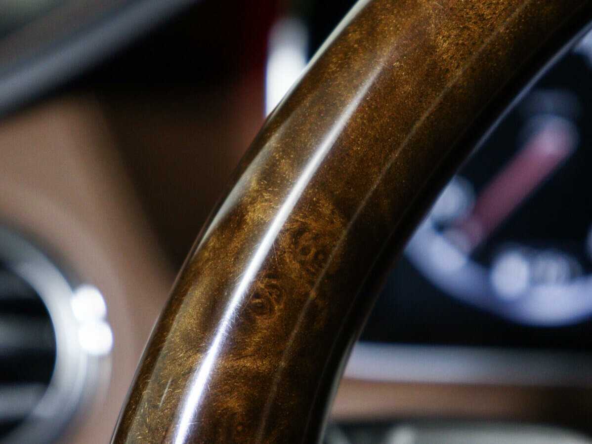 Б/У Мерседес-Бенц Майбах С-Класс 2015 года. Фото: #32