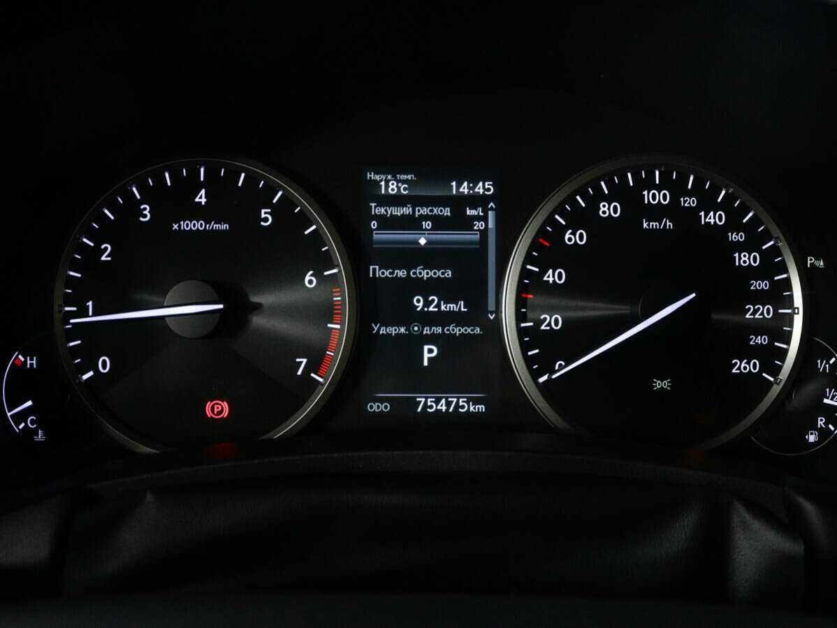 Б/У Лексус Н-Икс 2018 года. Фото: #8