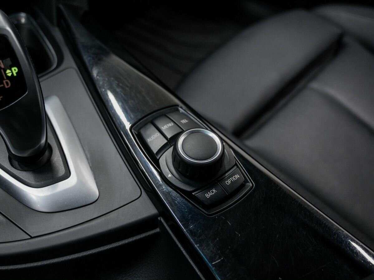 Б/У БМВ 3 серии 2013 года. Фото: #18