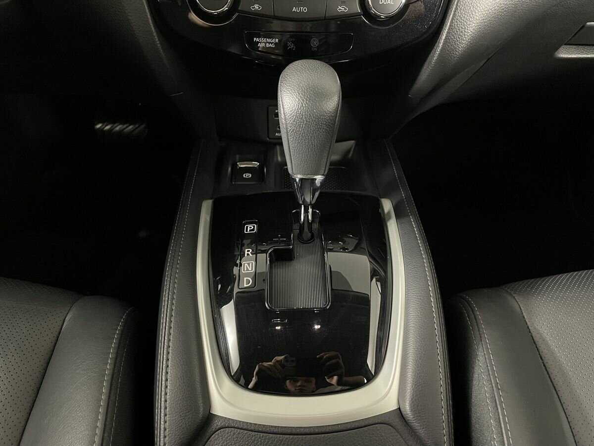 Б/У Ниссан Икс-Трейл 2019 года. Фото: #11