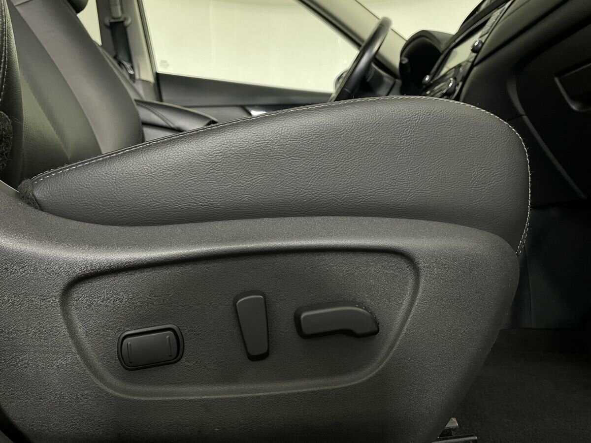 Б/У Ниссан Икс-Трейл 2019 года. Фото: #12