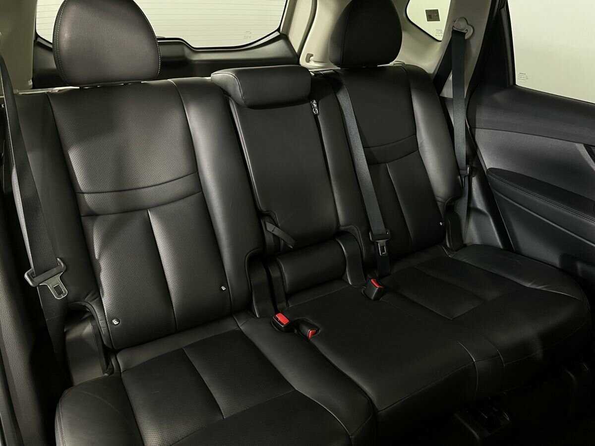 Б/У Ниссан Икс-Трейл 2019 года. Фото: #13