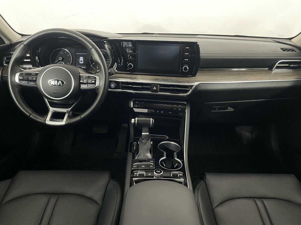 Б/У Киа К5 2021 года. Фото: #5