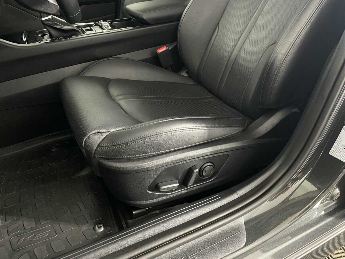 Б/У Киа К5 2021 года. Фото: #8