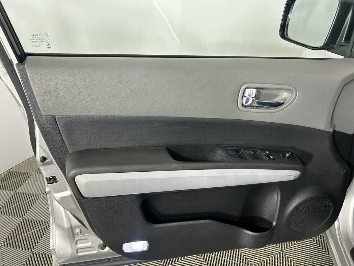 Б/У Ниссан Икс-Трейл 2007 года. Фото: #7