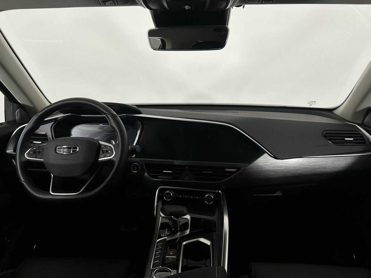 Б/У Джили Тугелла 2021 года. Фото: #4