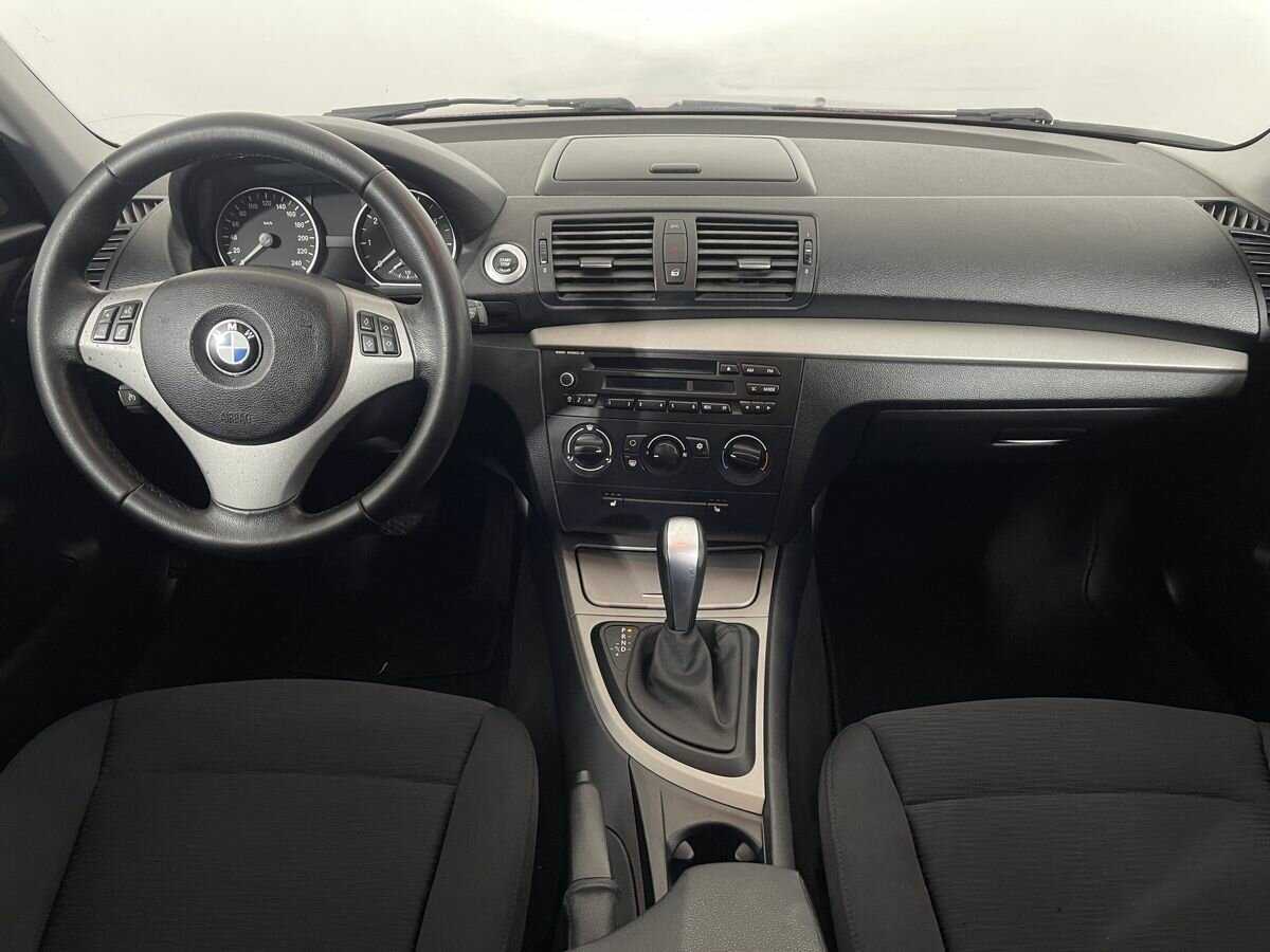 Б/У БМВ 1 серии 2010 года. Фото: #5