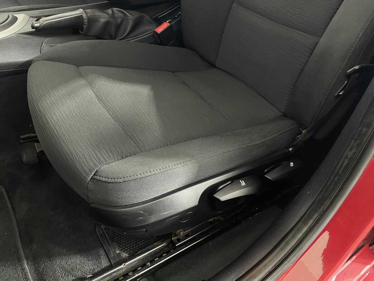 Б/У БМВ 1 серии 2010 года. Фото: #8