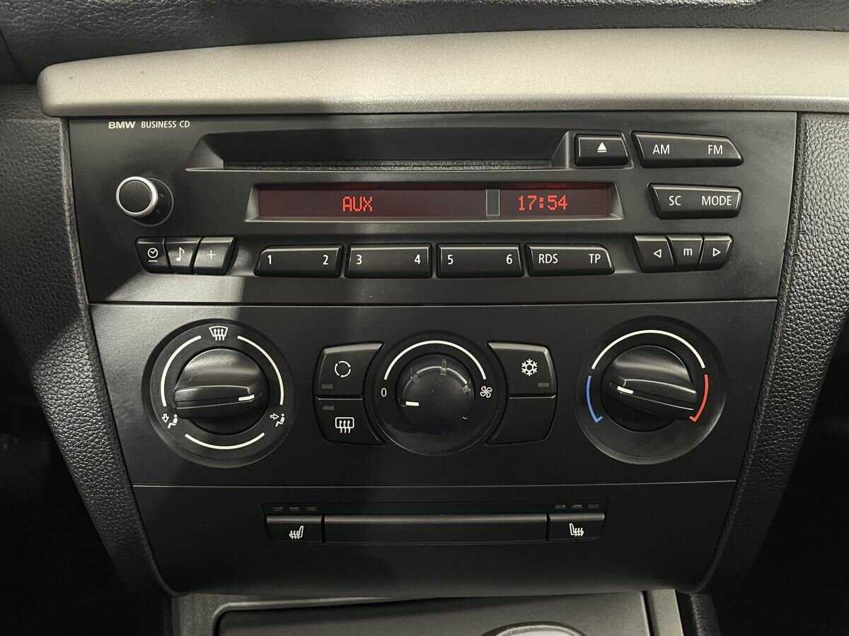 Б/У БМВ 1 серии 2010 года. Фото: #10