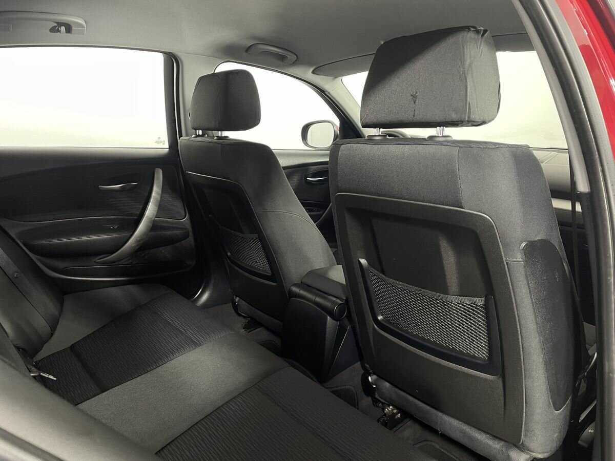 Б/У БМВ 1 серии 2010 года. Фото: #14