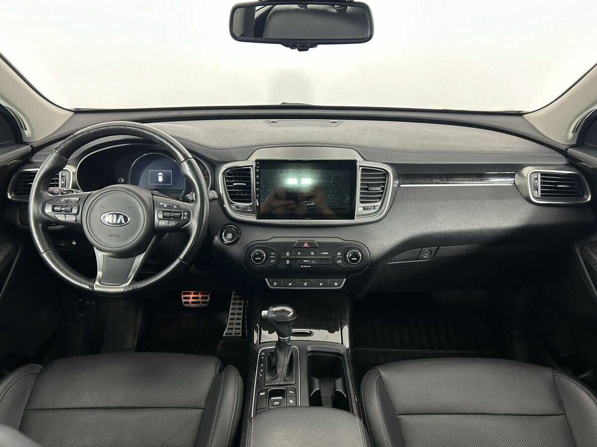 Б/У Киа Соренто 2017 года. Фото: #6