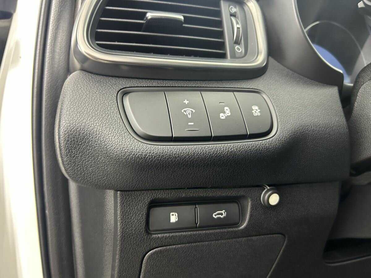 Б/У Киа Соренто 2017 года. Фото: #8