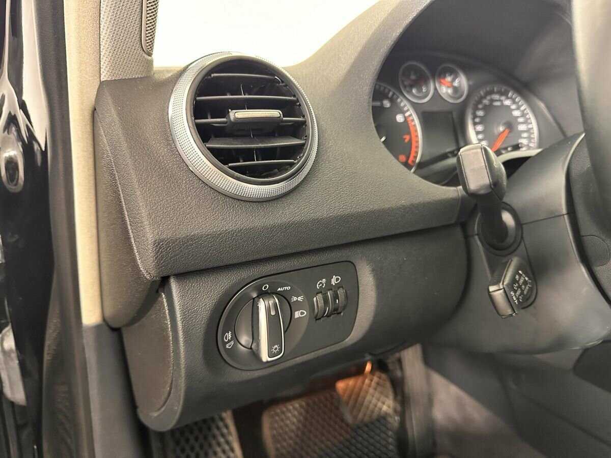 Б/У Ауди А3 2010 года. Фото: #8