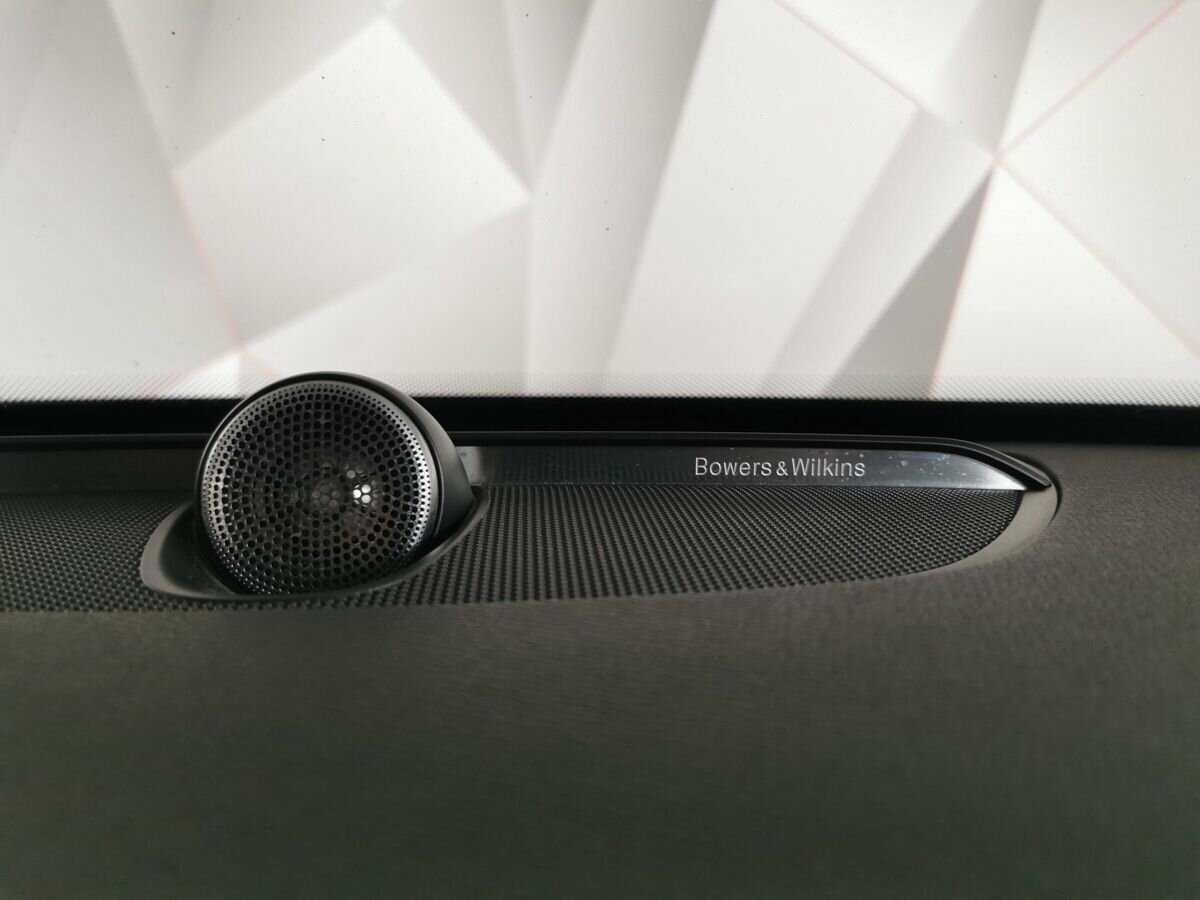 Б/У Вольво ИксЦ90 2015 года. Фото: #20