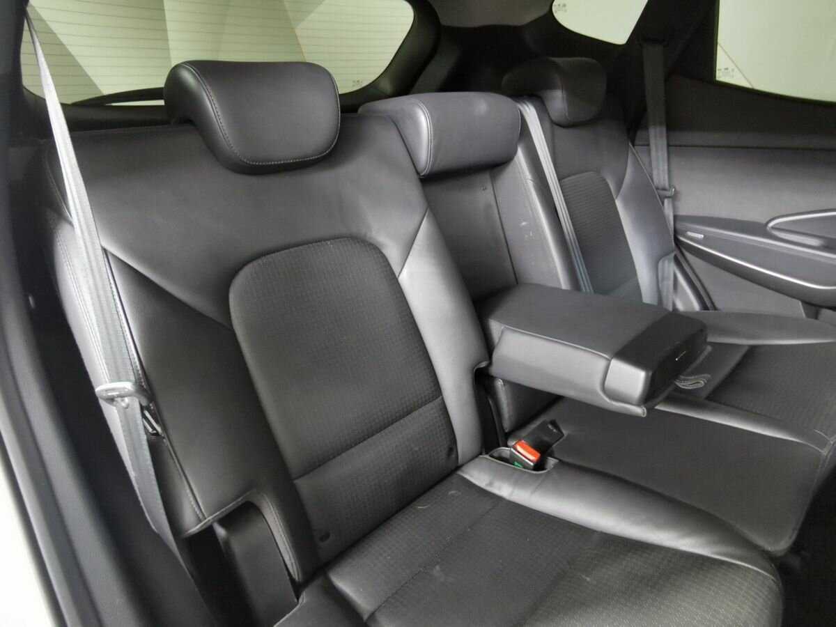 Б/У Хендай Санта Фе 2014 года. Фото: #12