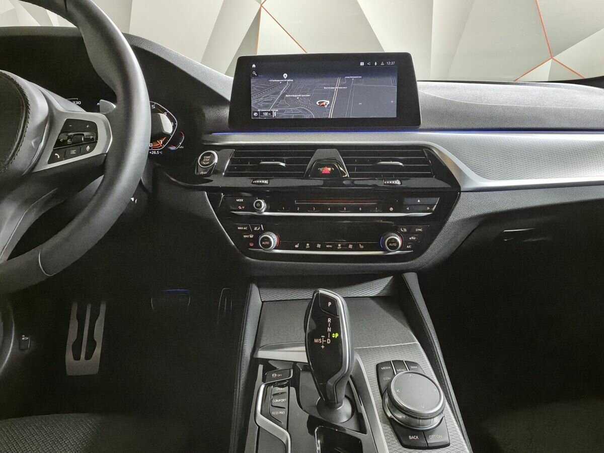 Б/У БМВ 5 серии 2018 года. Фото: #10