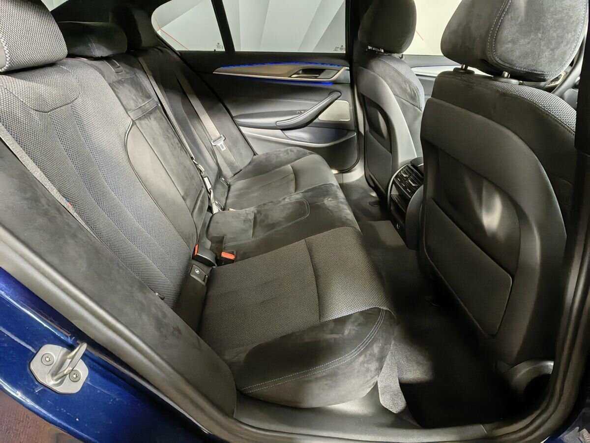 Б/У БМВ 5 серии 2018 года. Фото: #11