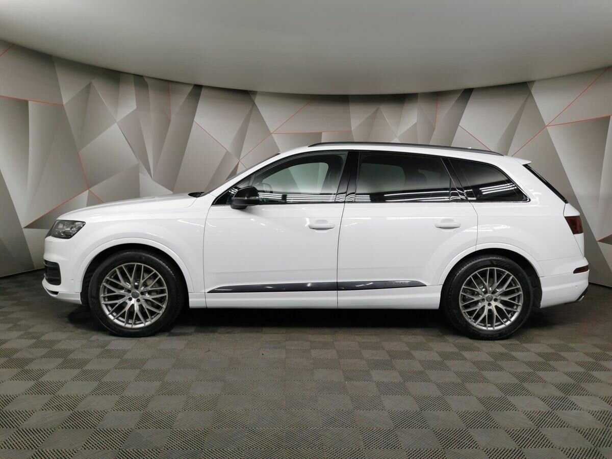 Б/У Ауди К7 2017 года. Фото: #4