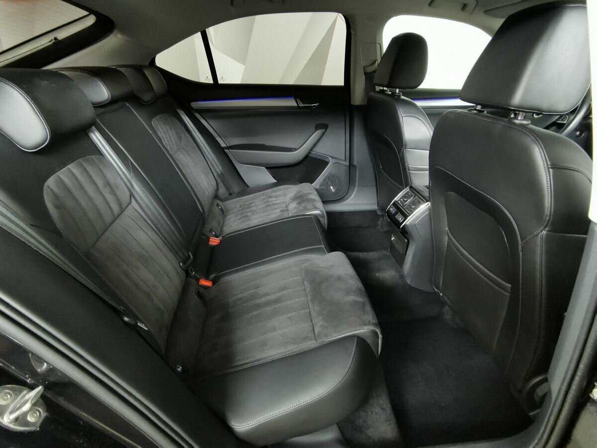 Б/У Шкода Суперб 2017 года. Фото: #11