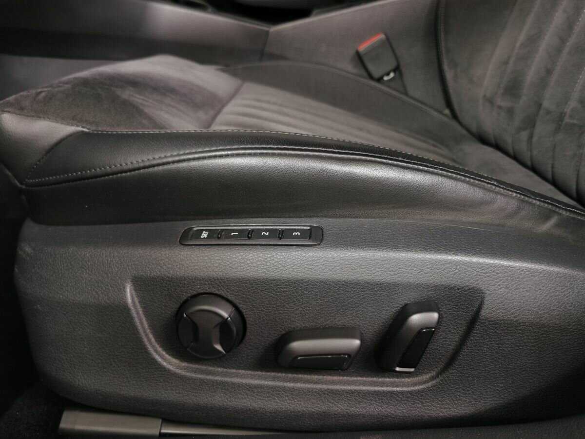 Б/У Шкода Суперб 2017 года. Фото: #16