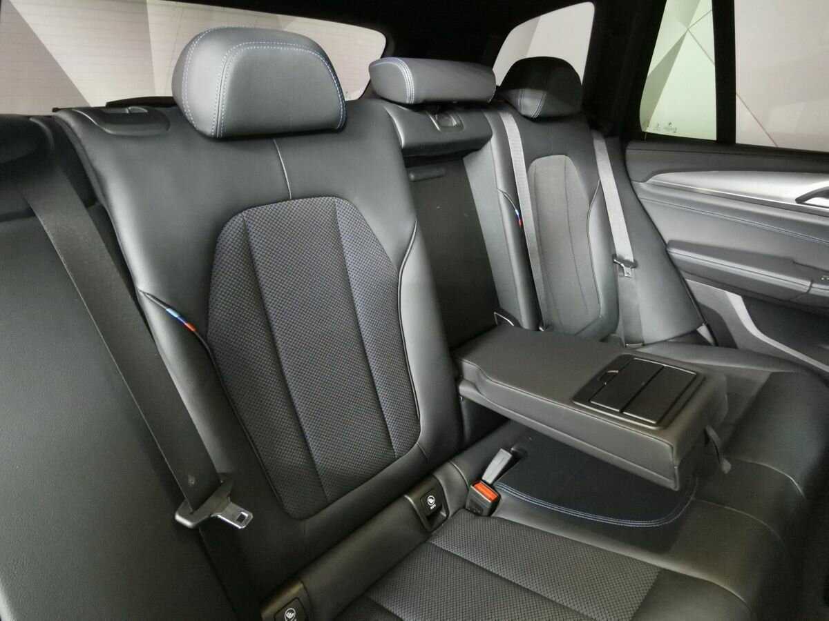 Б/У БМВ Икс3 2018 года. Фото: #12