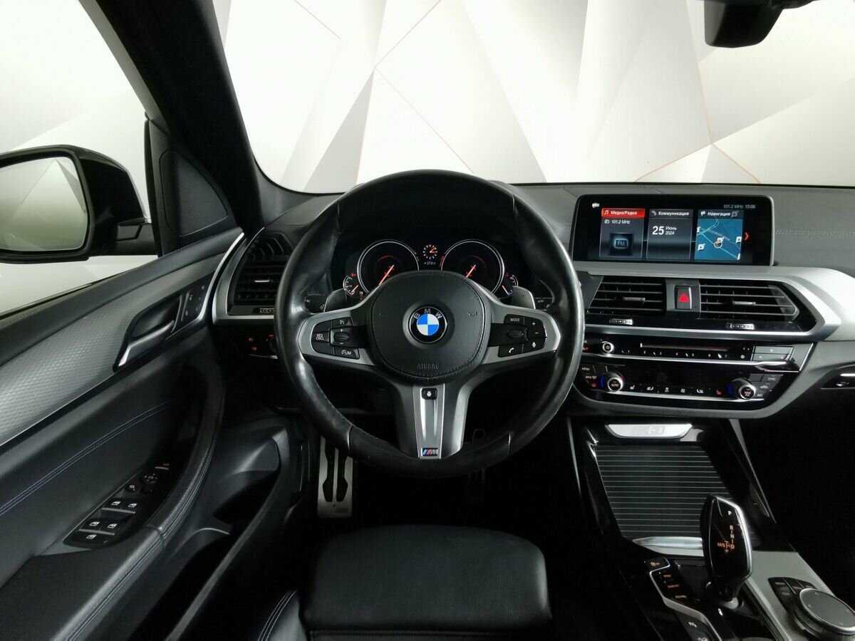 Б/У БМВ Икс3 2018 года. Фото: #14