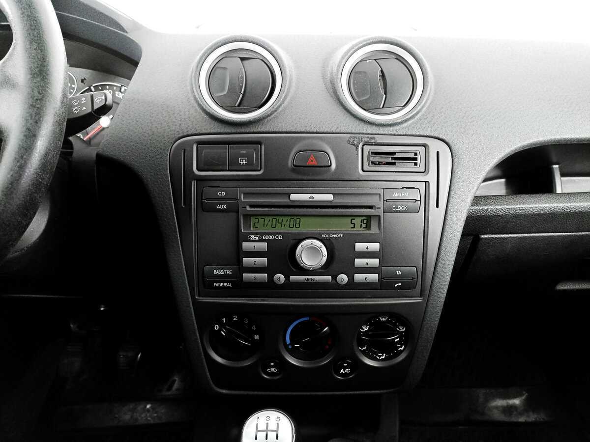 Б/У Форд Фьюжн 2008 года. Фото: #12