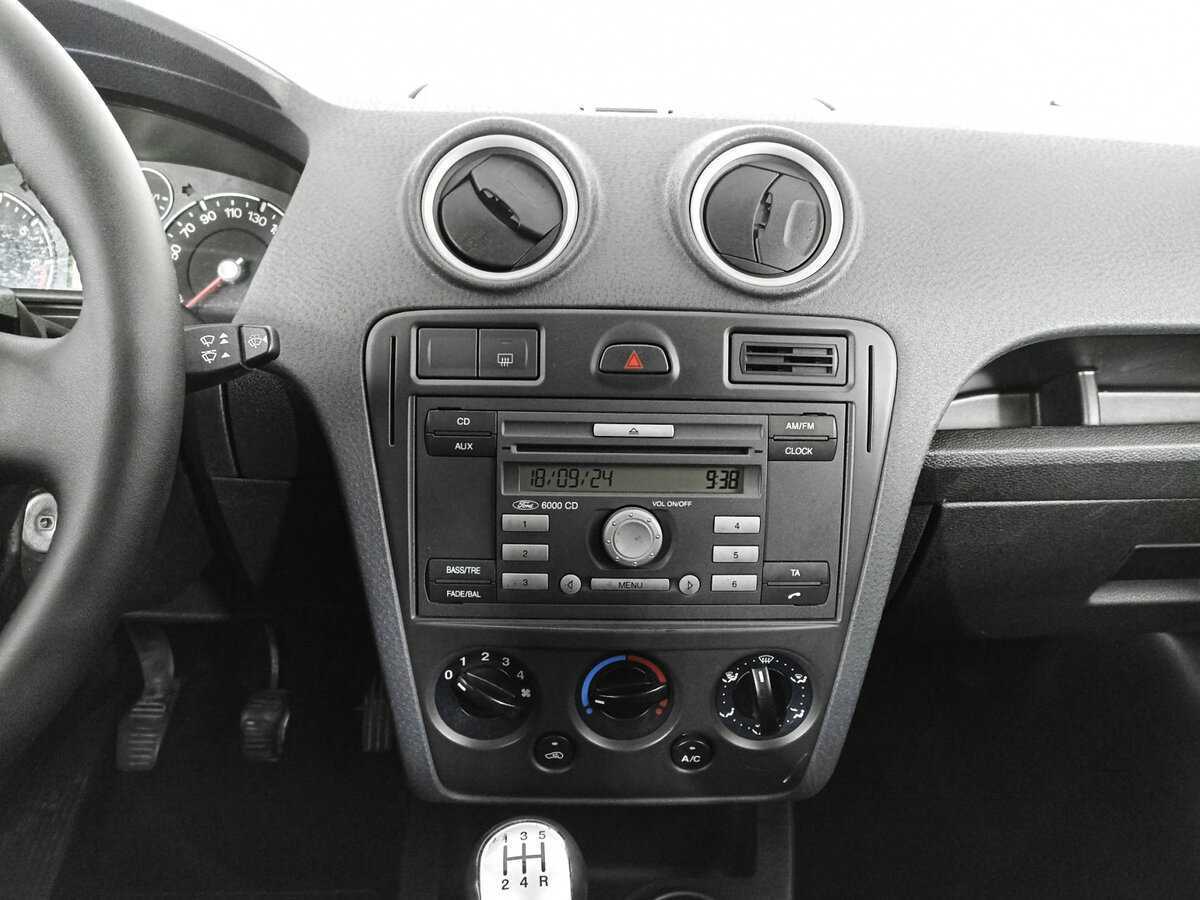 Б/У Форд Фьюжн 2007 года. Фото: #14