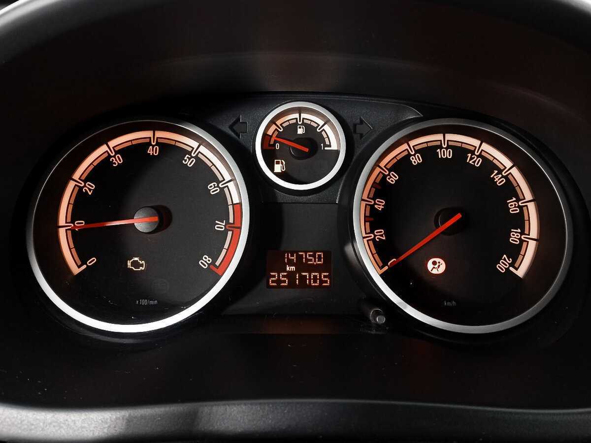 Б/У Опель Корса 2008 года. Фото: #10