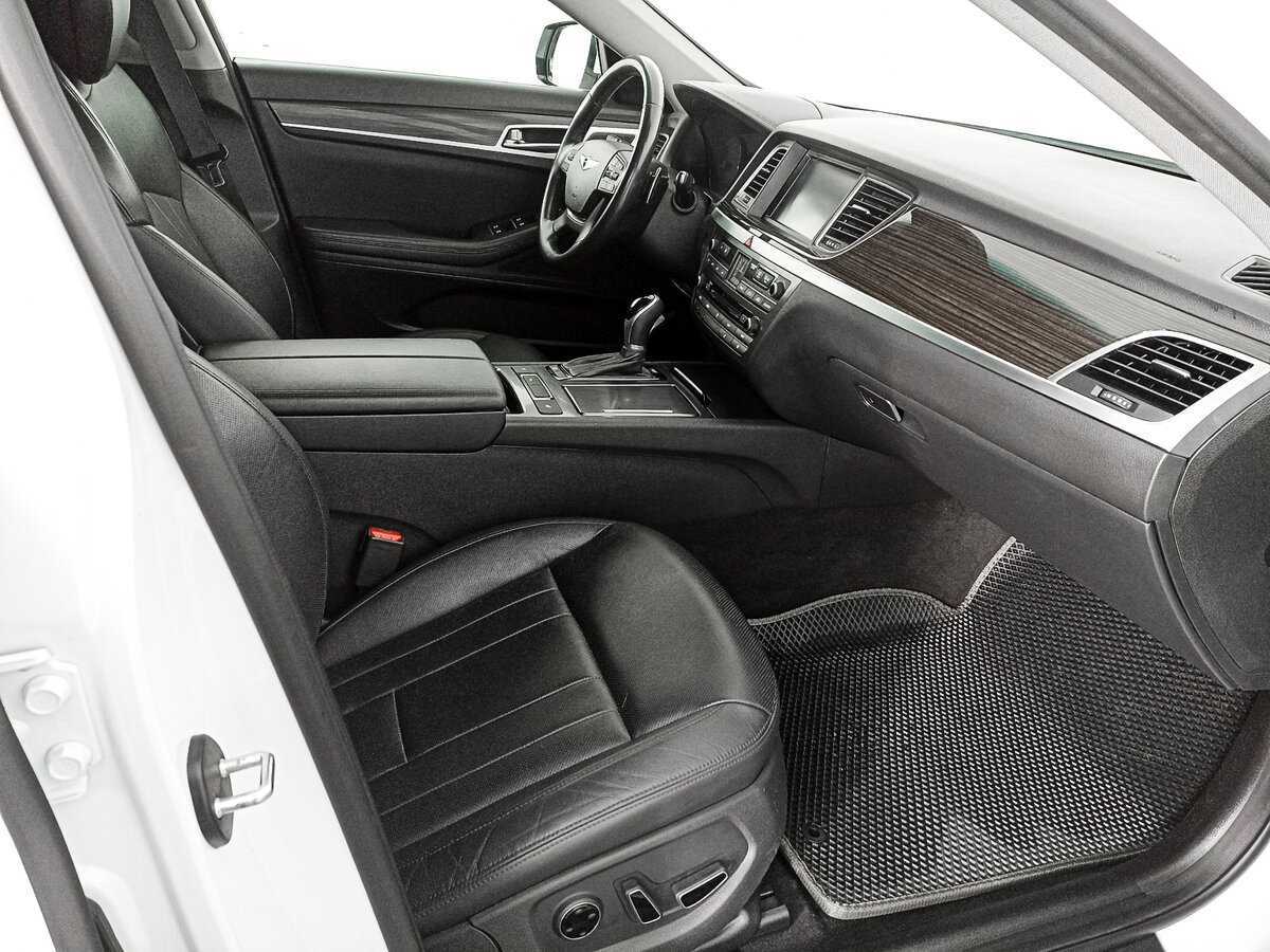 Б/У Хендай Генезис 2016 года. Фото: #8