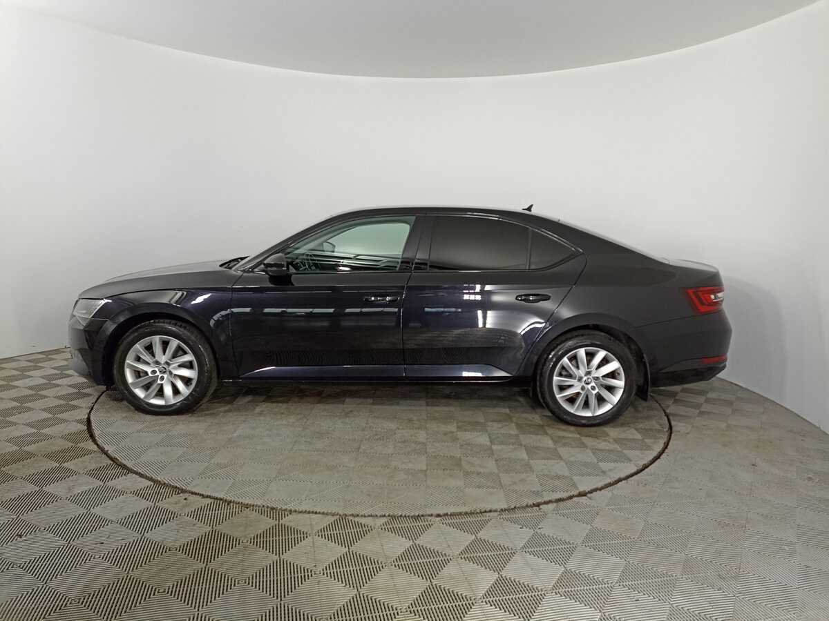 Б/У Шкода Суперб 2018 года. Фото: #7