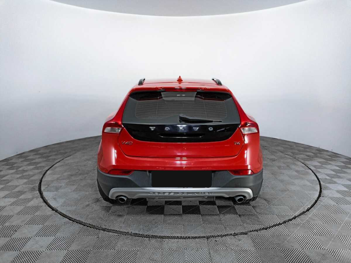 Б/У Вольво В40 Кросс Кантри 2013 года. Фото: #3