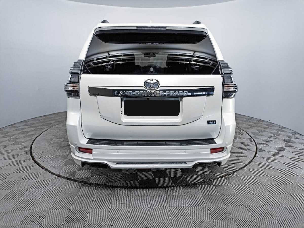 Б/У Тойота Лэнд Крузер Прадо 2017 года. Фото: #5