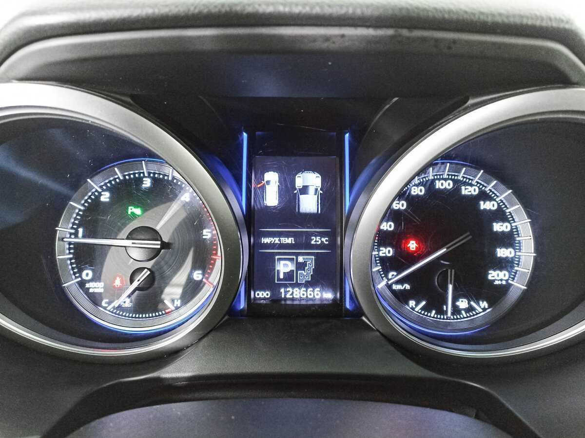 Б/У Тойота Лэнд Крузер Прадо 2017 года. Фото: #12