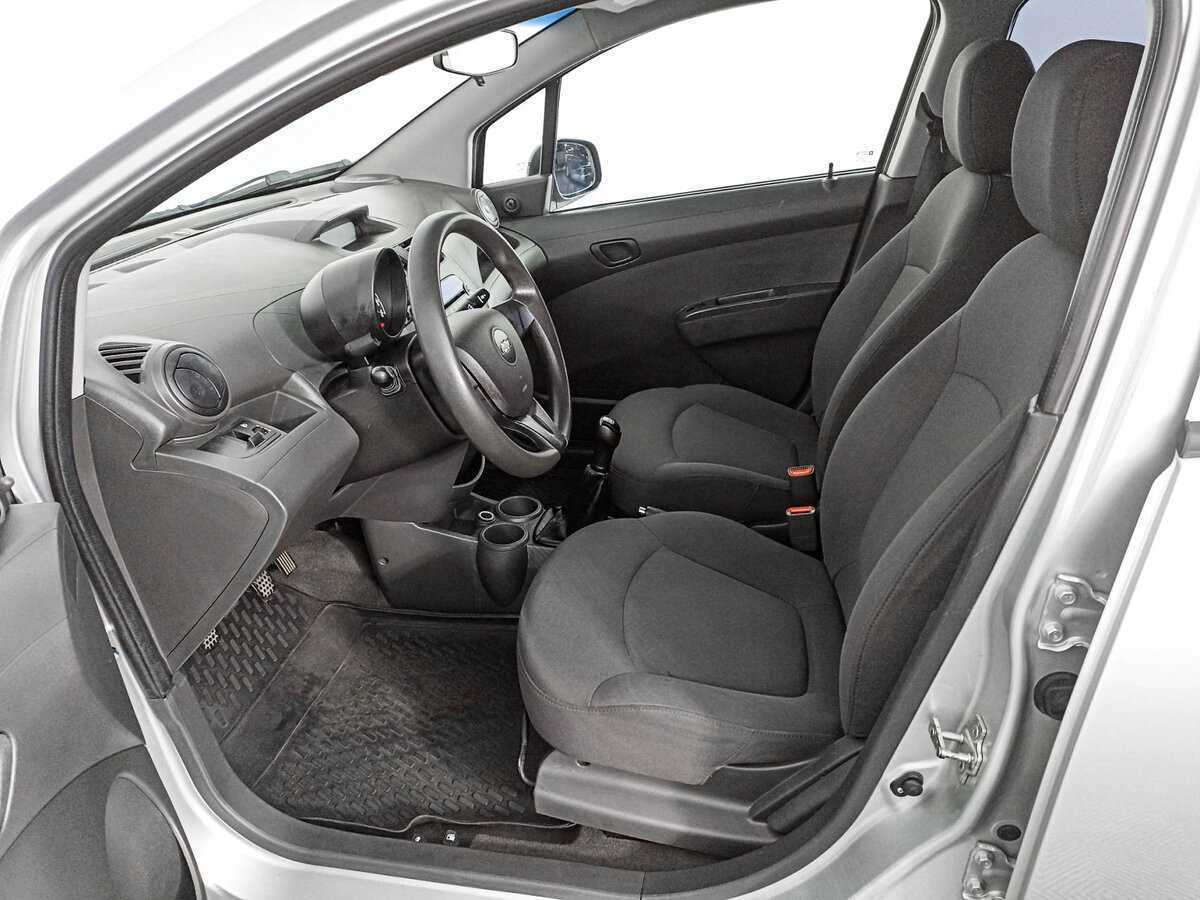 Б/У Шевроле Спарк 2011 года. Фото: #13