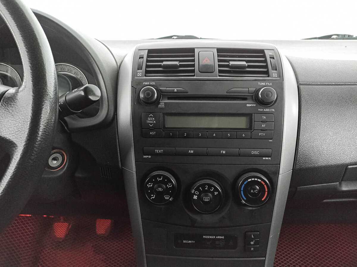 Б/У Тойота Королла 2008 года. Фото: #12