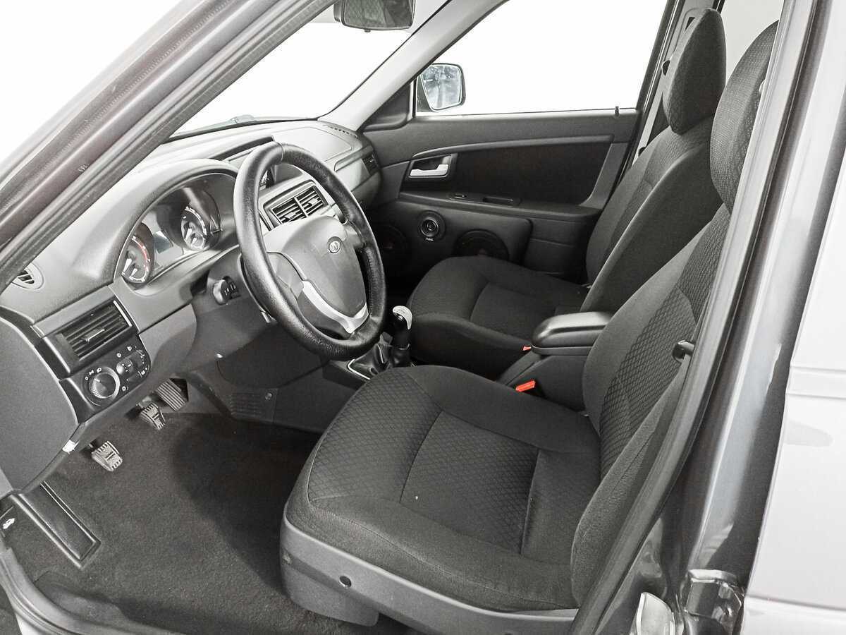 Б/У Лада (ВАЗ) Приора 2015 года. Фото: #12